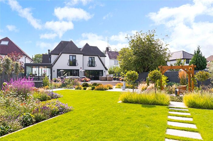 5 Bedroom Detached House For Sale In Cassiobury Drive, Watford, Hertfordshire, WD17