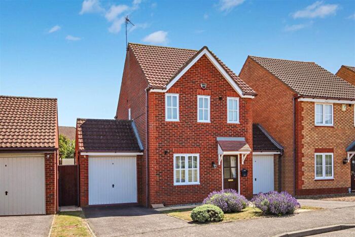 3 Bedroom Detached House For Sale In , Fuchsia Way, Rushden, NN10