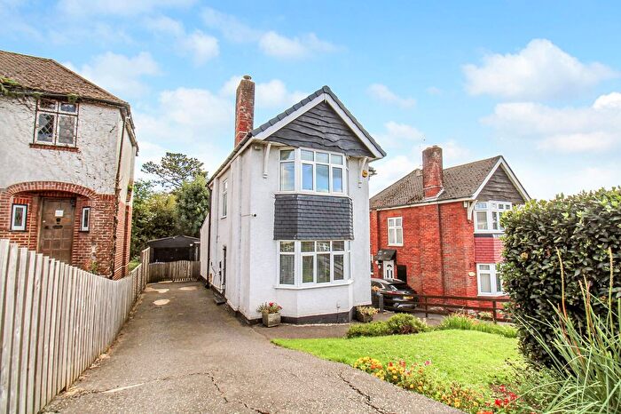 3 Bedroom Detached House For Sale In Upper Deacon Road, Bitterne, SO19