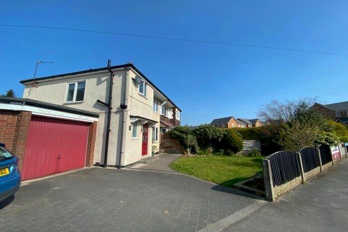 3 Bedroom Property To Rent In Grasmere Avenue, Leyland, PR25