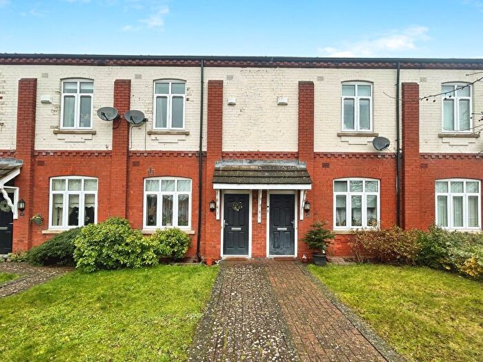 2 Bedroom Terraced House To Rent In Oatfield Close, Grimsby, Lincolnshire, DN33