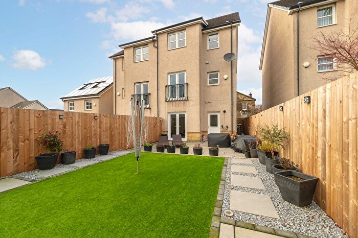 4 Bedroom Semi Detached House For Sale In Academy Place, Bathgate, EH48