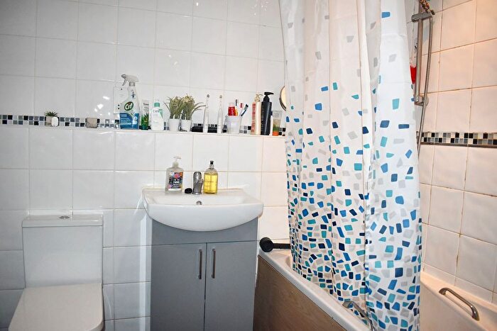2 Bedroom Flat For Sale In Flat, Edward Street, Birmingham, West Midlands, B1