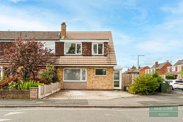 3 Bedroom Semi-Detached House For Sale In Yew Tree Park Road, Cheadle Hulme, Cheadle, SK8