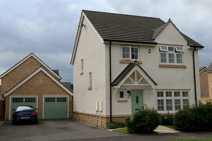 4 Bedroom House To Rent In Bletchley Road, Horsforth, Leeds, West Yorkshire, LS18