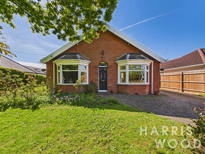 3 Bedroom Bungalow For Sale In Boxted Road, Mile End, Colchester, CO4