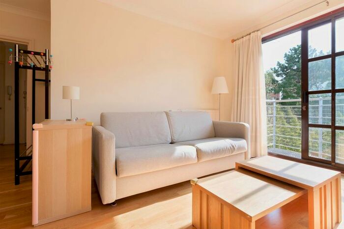 1 Bedroom Flat To Rent In Finland Street, London, SE16