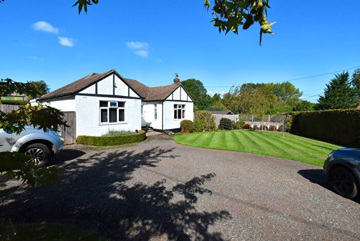 3 Bedroom Bungalow For Sale In Berrys Green Road, Berrys Green, Westerham, TN16