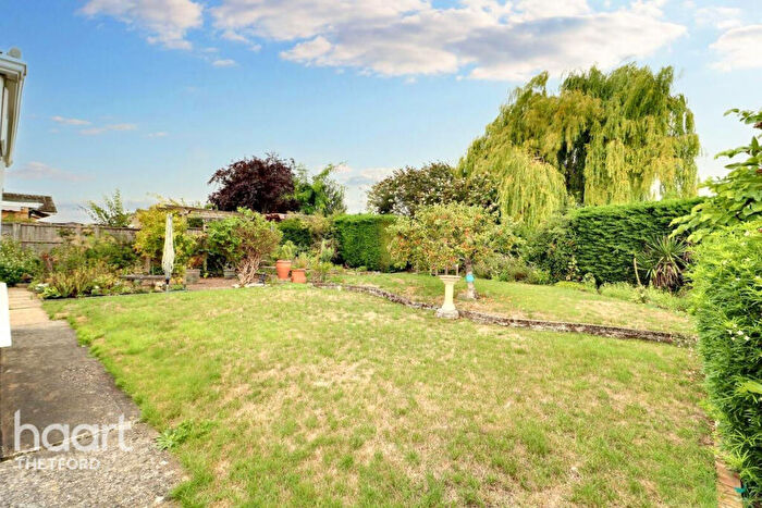 3 Bedroom Detached Bungalow For Sale In Redgate, Thetford, IP24
