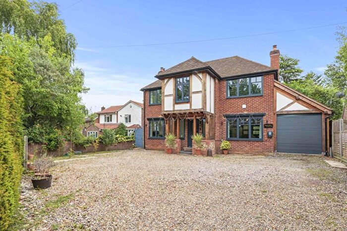 5 Bedroom Detached House For Sale In Bell Lane, Amersham, HP6