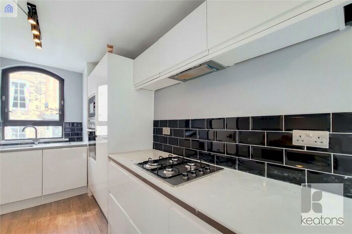 3 Bedroom Terraced House To Rent In Albury Street, Deptford, London, SE8