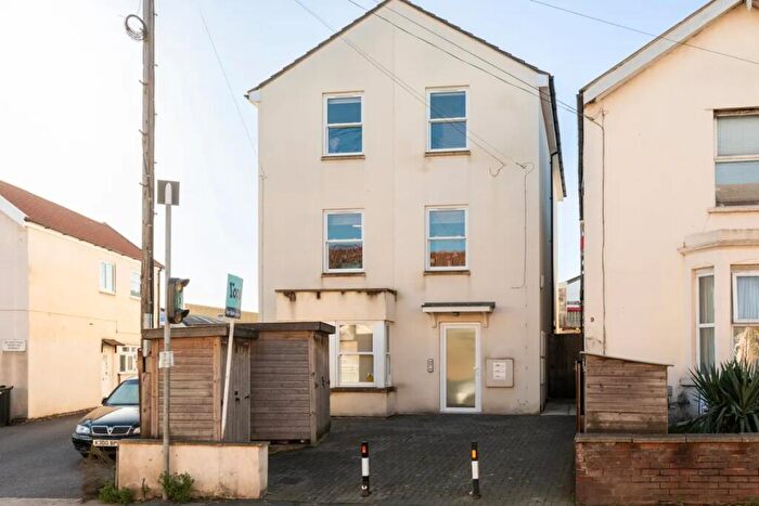 2 Bedroom Flat For Sale In Ashley Down Road, Bristol, BS7