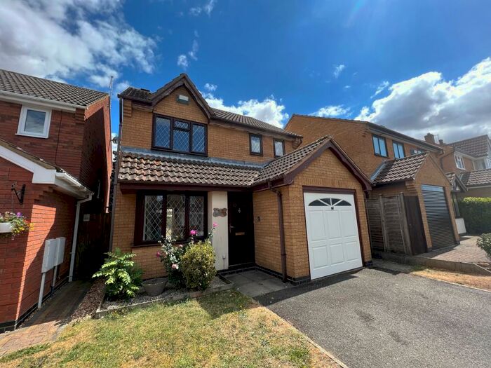 3 Bedroom Semi-Detached House To Rent In Hollow Wood, Olney, MK46