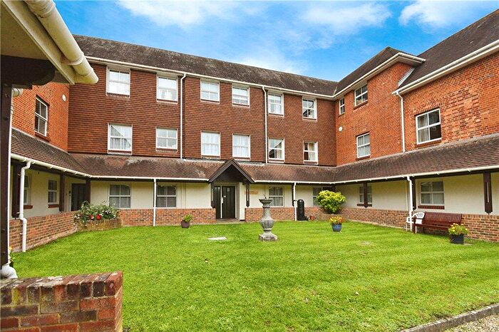 1 Bedroom Apartment For Sale In Great Well Drive, Romsey, Hampshire, SO51