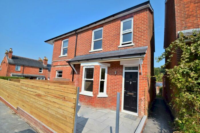 1 Bedroom Flat To Rent In Winchester, SO23