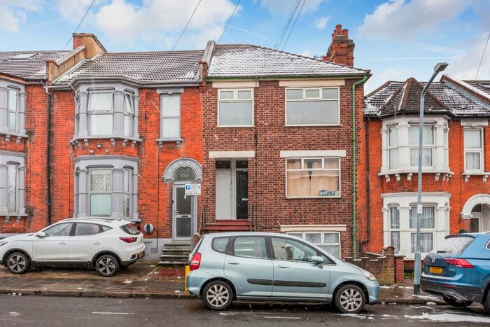 2 Bedroom Maisonette To Rent In Audrey Road, Ilford, IG1