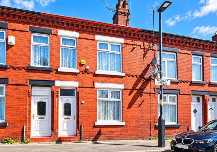 3 Bedroom Terraced House For Sale In Romney Street, Manchester, Manchester, M40