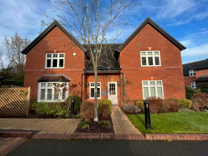 3 Bedroom Flat To Rent In Bear Lane, Henley-in-Arden, Warwickshire, B95
