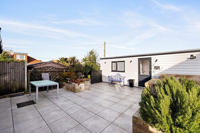 4 Bedroom Detached Bungalow For Sale In New Dover Road, Capel-Le-Ferne, Folkestone, CT18