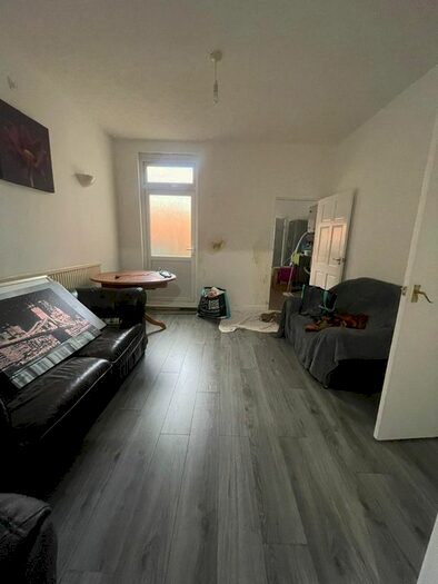 3 Bedroom Terraced House To Rent In Foleshill Road, Coventry, CV1