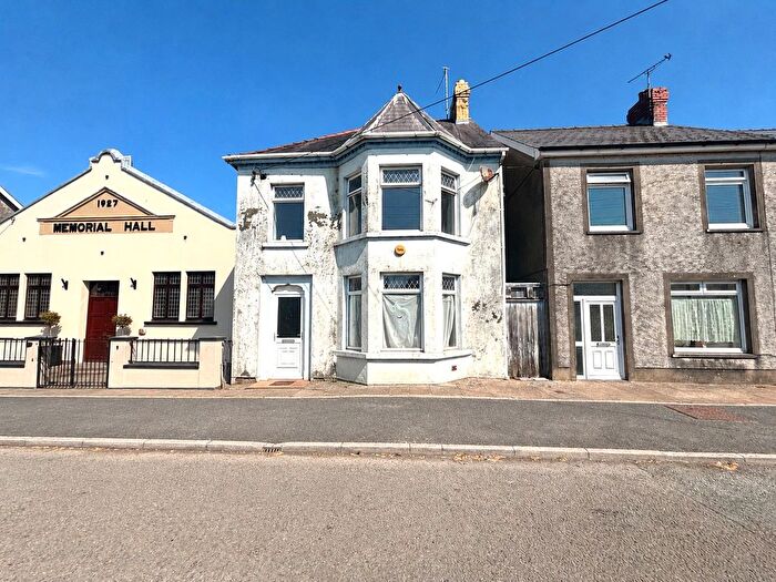 4 Bedroom Detached House For Sale In Market Street, Whitland, Carmarthenshire, SA34