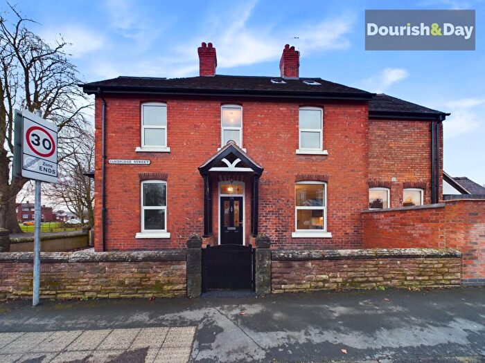 3 Bedroom Semi-Detached House For Sale In Corporation Street, Stafford, ST16