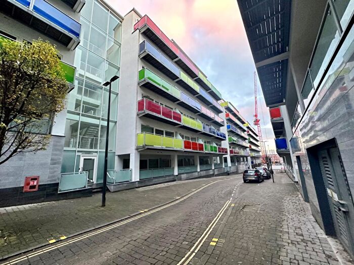 1 Bedroom Flat To Rent In Concord Street, Leeds, LS2