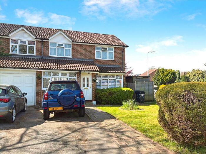 3 Bedroom Semi-Detached House For Sale In Wintringham Way, Purley On Thames, Reading, RG8