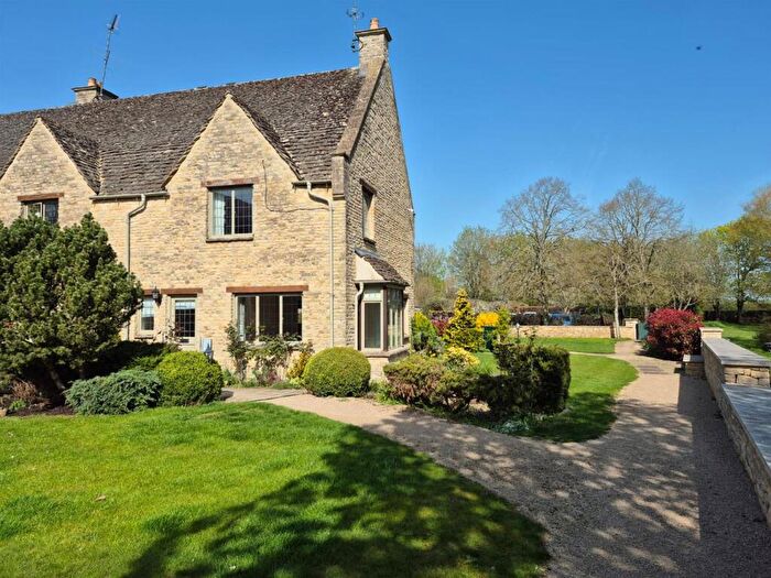 2 Bedroom Retirement Property To Rent In Station Road, Shipton-Under-Wychwood, Chipping Norton, OX7