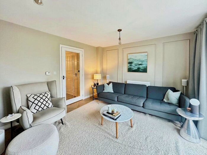 3 Bedroom End Of Terrace House To Rent In Weaste Lane, Salford, Greater Manchester, M6