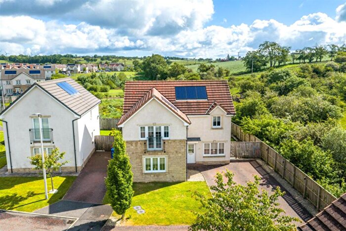 4 Bedroom Detached House For Sale In Burnhead Gardens, Carluke, ML8
