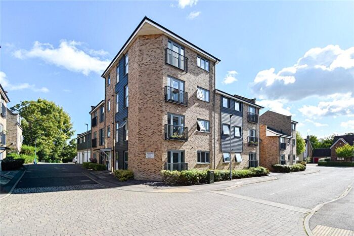 1 Bedroom Apartment To Rent In Gladeside, Cambridge, CB4