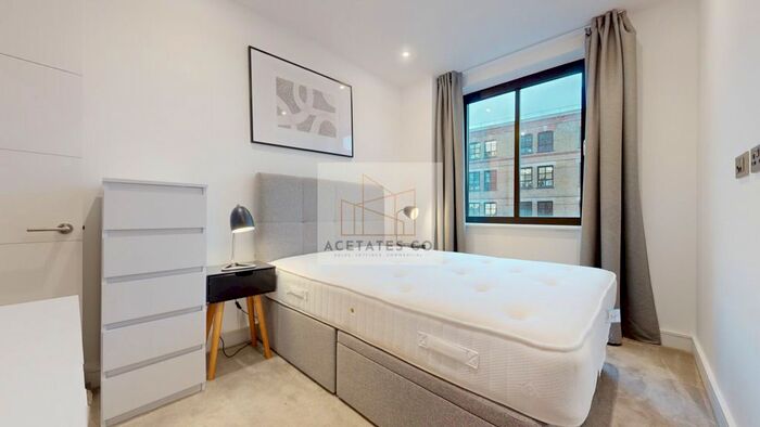 2 Bedroom Flat To Rent In Hackney Road, Haggerston, London, E2