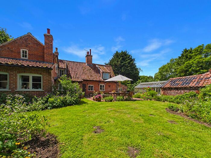 3 Bedroom Detached House For Sale In Hall Farm Lane, Henstead, Beccles, NR34