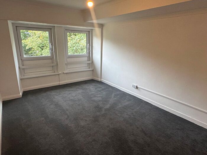 1 Bedroom Flat To Rent In Office Street, Tai Cwm Office Street, CF39