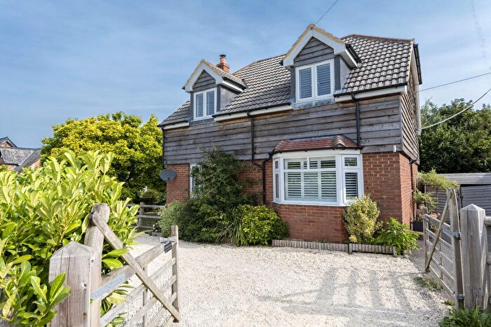 3 Bedroom Detached House For Sale In Bittles Green, Motcombe, SP7