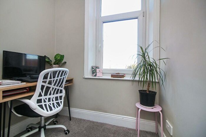 3 Bedroom Terraced House For Sale In North View, Cullercoats, North Shields, NE30