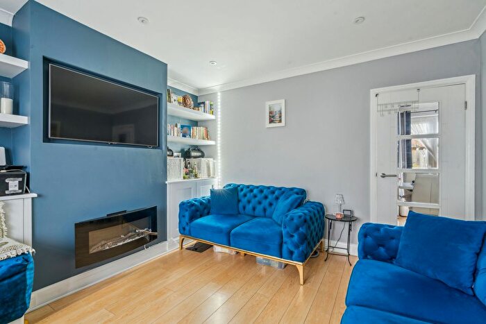 2 Bedroom Semi-Detached House For Sale In Denham Way, Maple Cross, WD3