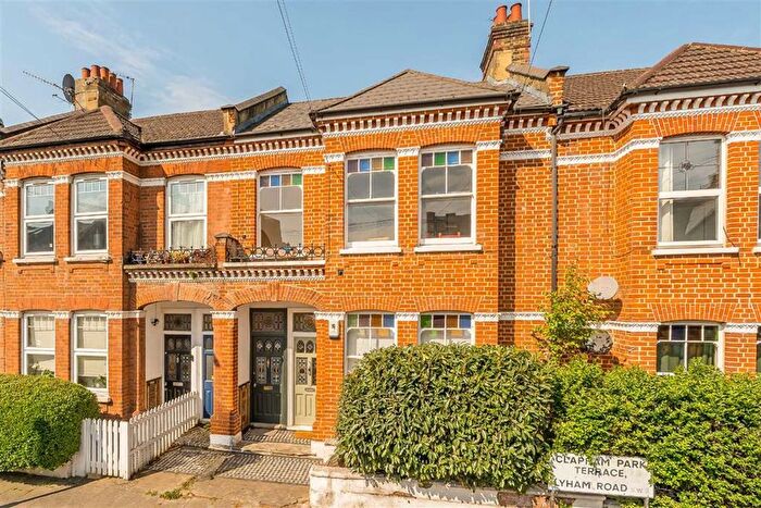 2 Bedroom Maisonette For Sale In Clapham Park Terrace, Clapham, SW2