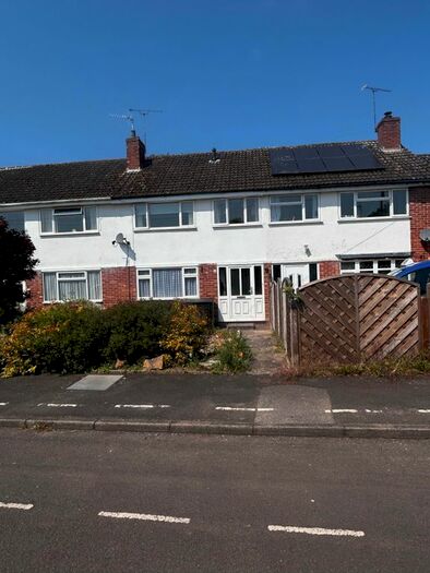 3 Bedroom Terraced House To Rent In Alne Close, Henley-In-Arden, B95