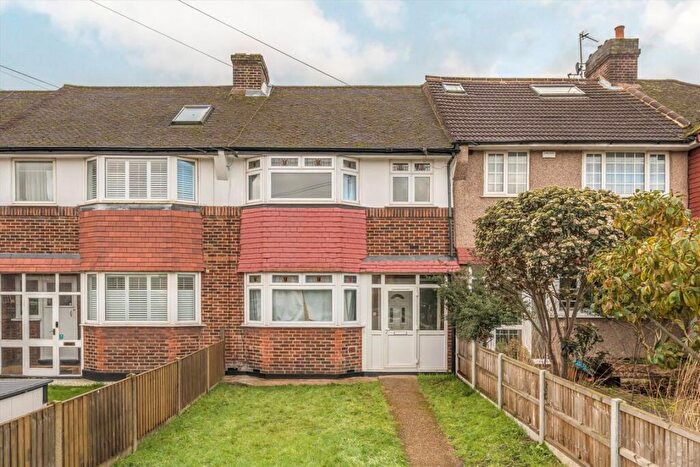3 Bedroom Terraced House To Rent In Sevenoaks Road, Brockley, SE4