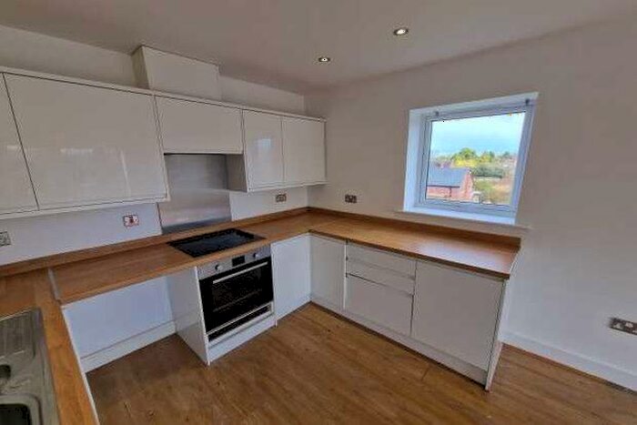 1 Bedroom Flat To Rent In Lichfield Road, Willenhall, WV12
