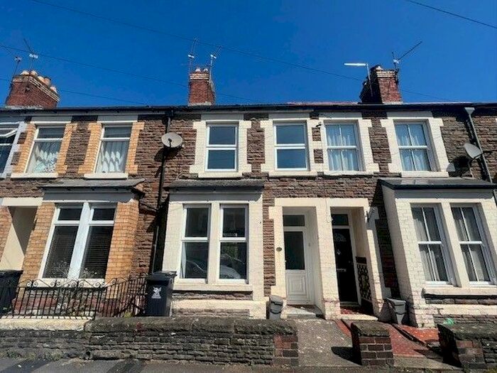 2 Bedroom Property To Rent In Upper Kincraig Street, Roath, Cardiff, CF24