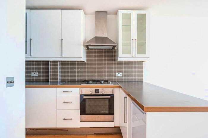 1 Bedroom Flat To Rent In Holloway Road, Islington, N7