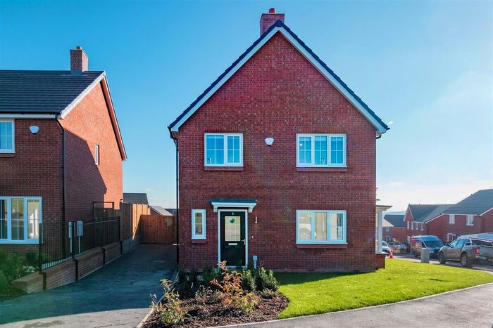 4 Bedroom Detached House To Rent In Ash Bank Heights, Werrington, ST9