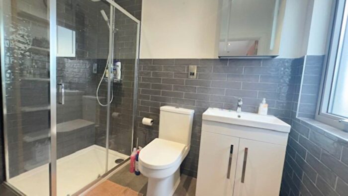 2 Bedroom Flat To Rent In Hermit Road, Canning Town, E16