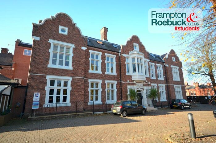 3 Bedroom Flat To Rent In Court Lane, Durham DH1