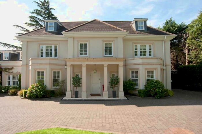 6 Bedroom Property To Rent In Coombe Lane West, Coombe, Kingston Upon Thames, KT2