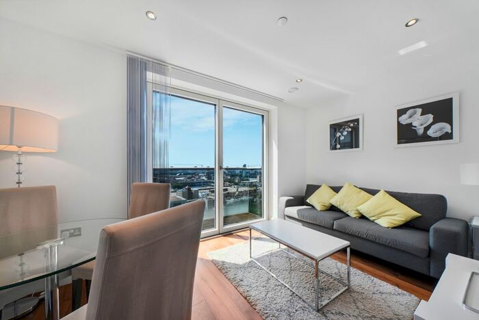 Studio To Rent In Duckman Tower, Lincoln Plaza, Canary Wharf, E14