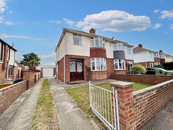 3 Bedroom Semi-Detached House For Sale In Claydon Grove, Gorleston, NR31